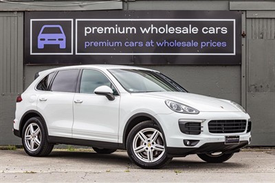 2015 Porsche CAYENNE 4WD - Thumbnail