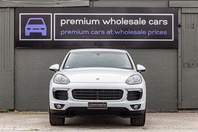 2015 Porsche CAYENNE 4WD - Thumbnail