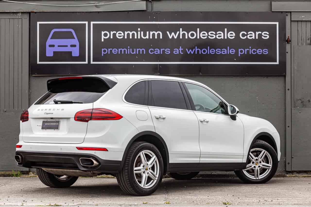 2015 Porsche CAYENNE 4WD