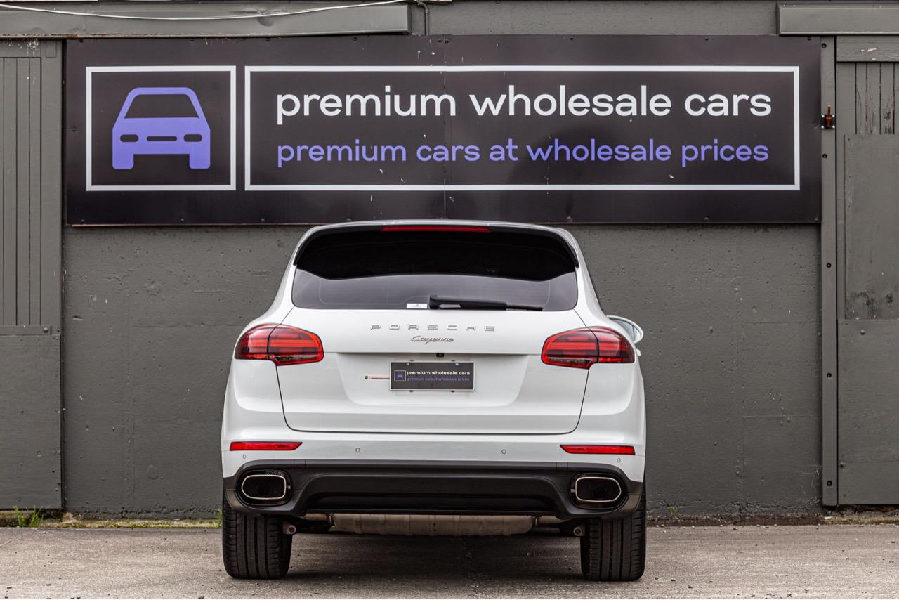 2015 Porsche CAYENNE 4WD