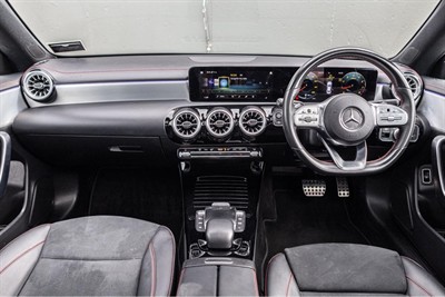 2022 Mercedes-Benz CLA - Thumbnail