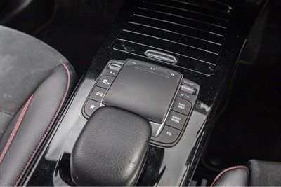 2022 Mercedes-Benz CLA - Thumbnail