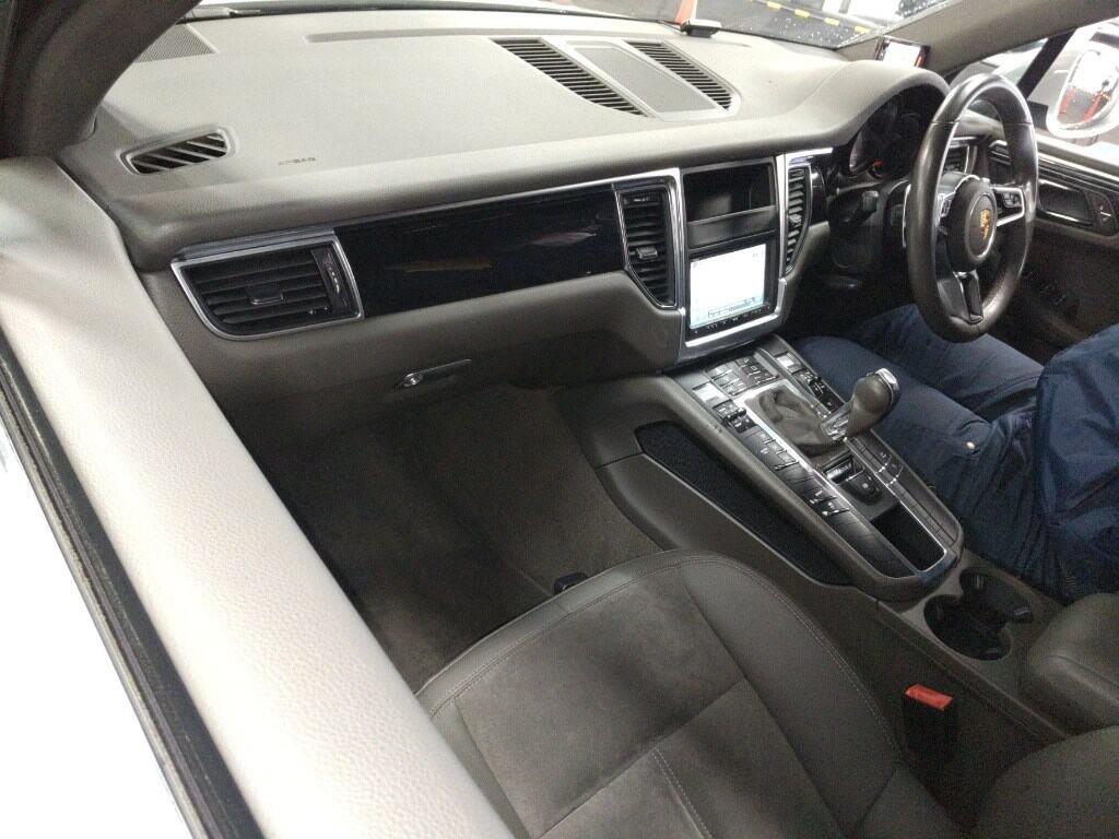 2015 Porsche MACAN 4WD