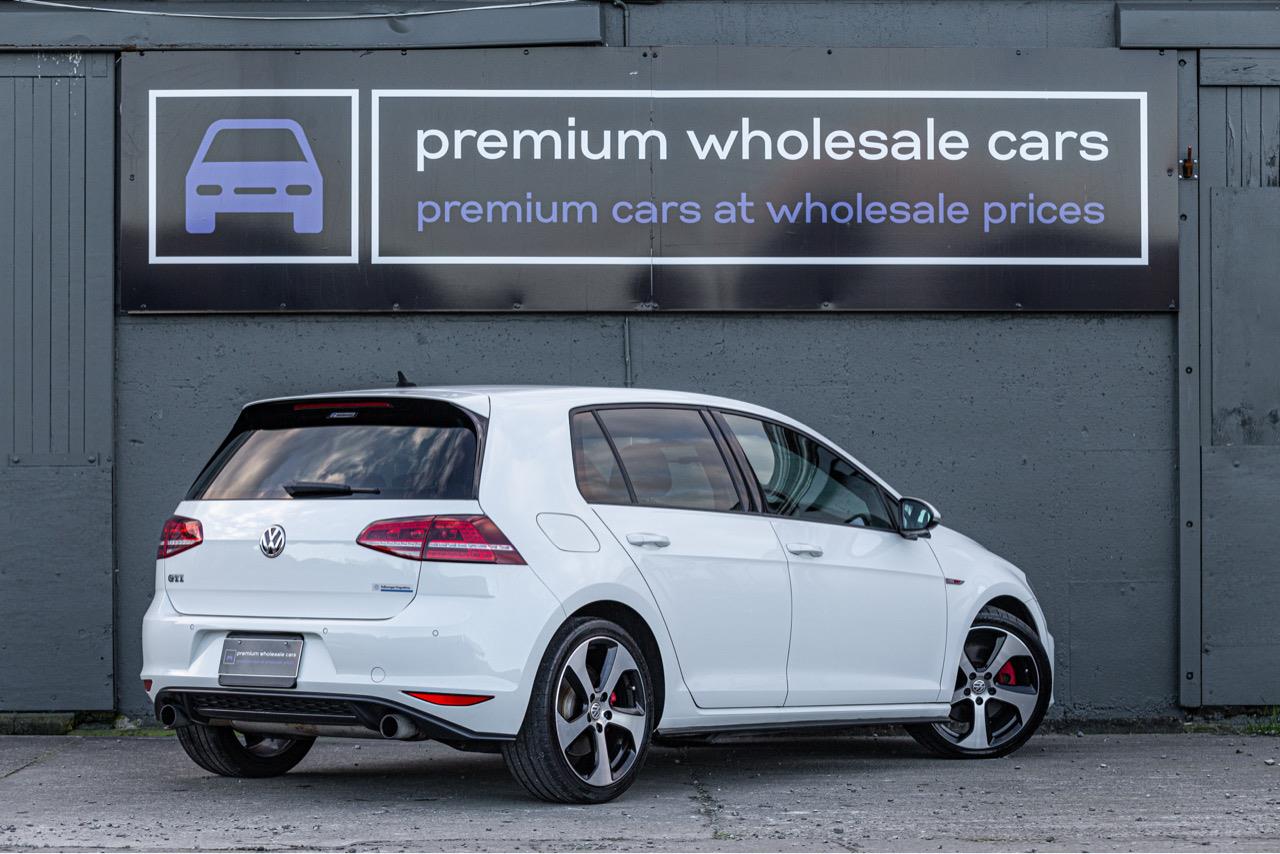 2014 Volkswagen GOLF GTI
