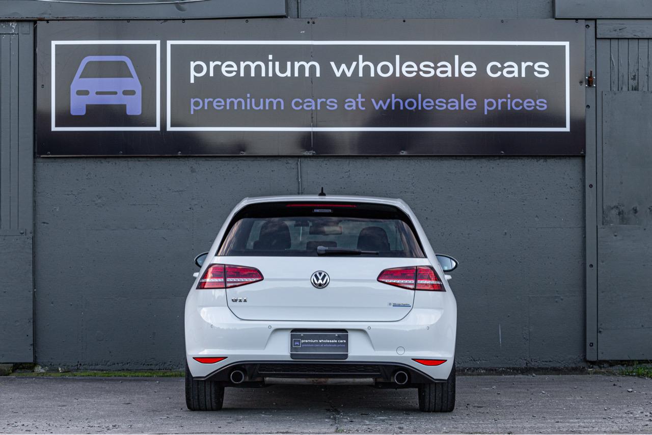 2014 Volkswagen GOLF GTI