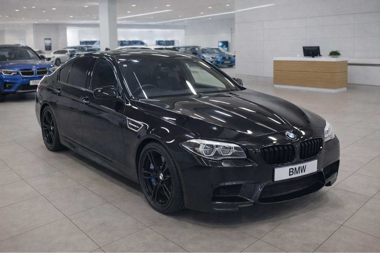 2012 BMW M5 4D