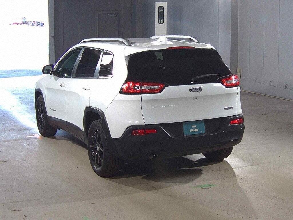 2015 CHRYSLER JEEP JEEP CHEROKEE 5D