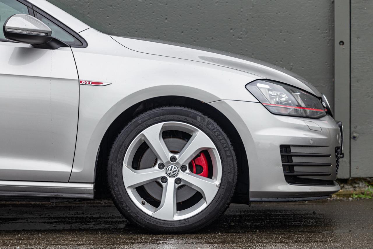 2014 Volkswagen GOLF GTI