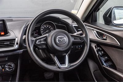 2017 Mazda Axela - Thumbnail