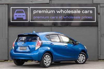 2015 Toyota AQUA - Thumbnail