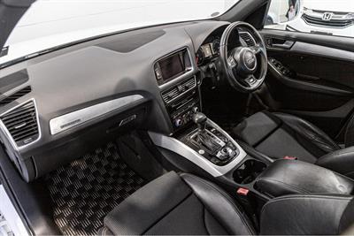 2012 Audi Q5 - Thumbnail