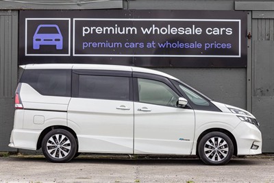 2017 Nissan SERENA - Thumbnail