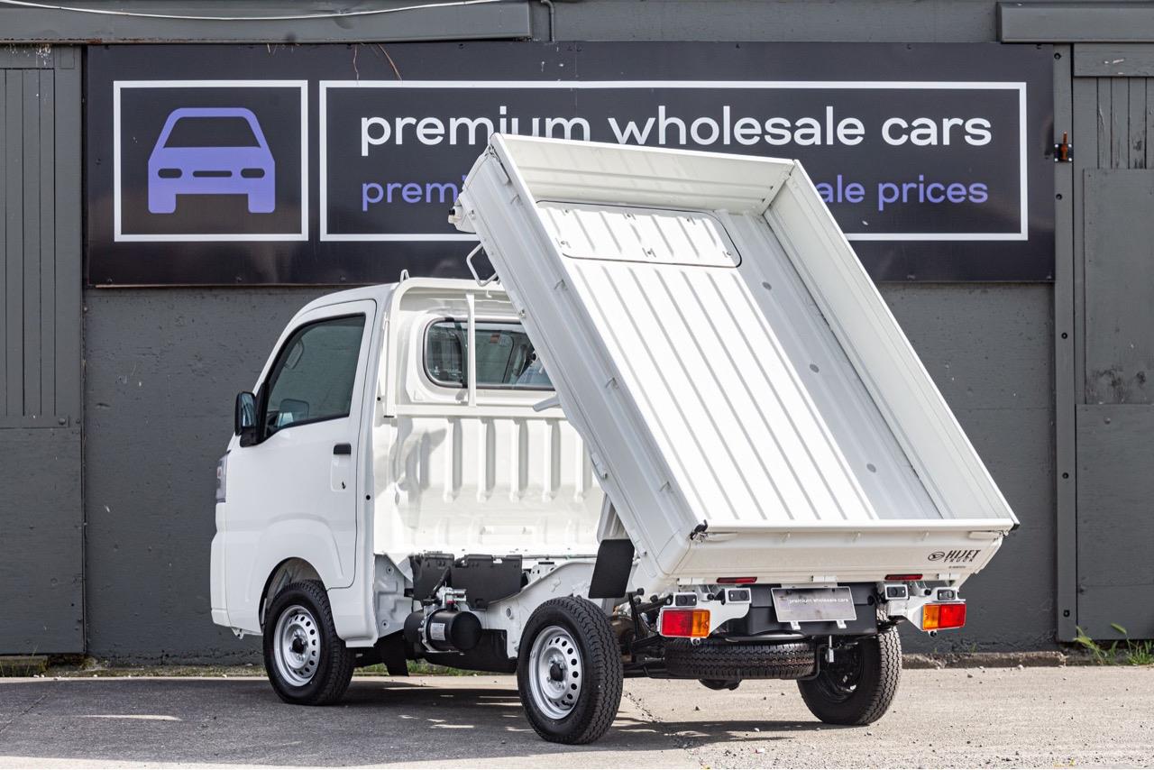 2025 DAIHATSU HIJET TRUCK