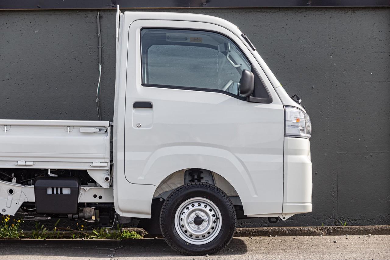 2025 DAIHATSU HIJET TRUCK