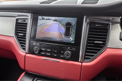 2018 Porsche MACAN 4WD - Thumbnail