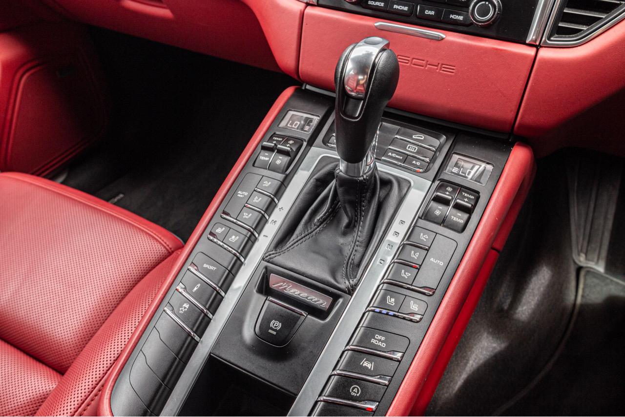 2018 Porsche MACAN 4WD