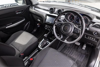 2017 Suzuki Swift - Thumbnail