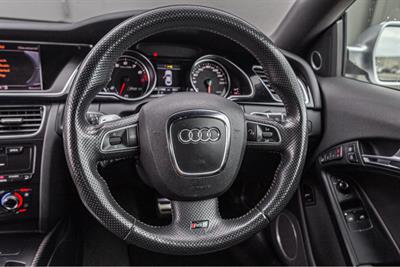 2011 Audi RS5 - Thumbnail