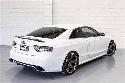 2011 Audi RS5 - Thumbnail