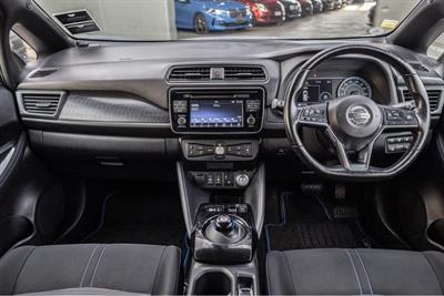 2018 Nissan Leaf - Thumbnail