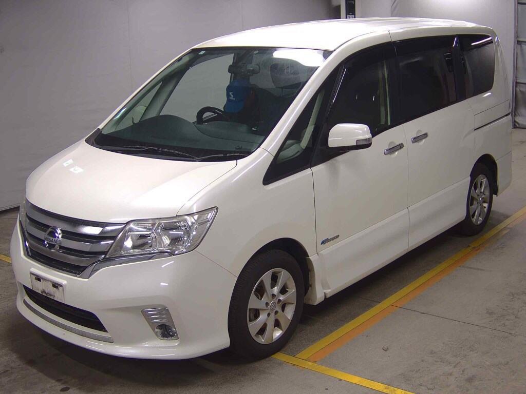 2013 Nissan SERENA