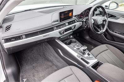 2017 Audi A4 AVANT 4WD - Thumbnail