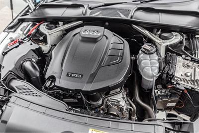 2017 Audi A4 AVANT 4WD - Thumbnail