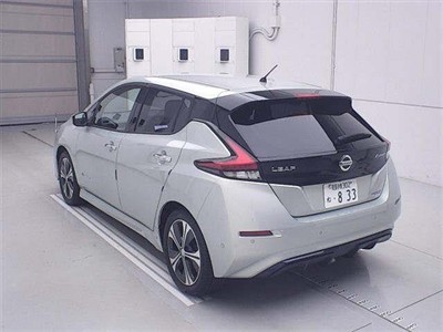 2018 Nissan Leaf - Thumbnail