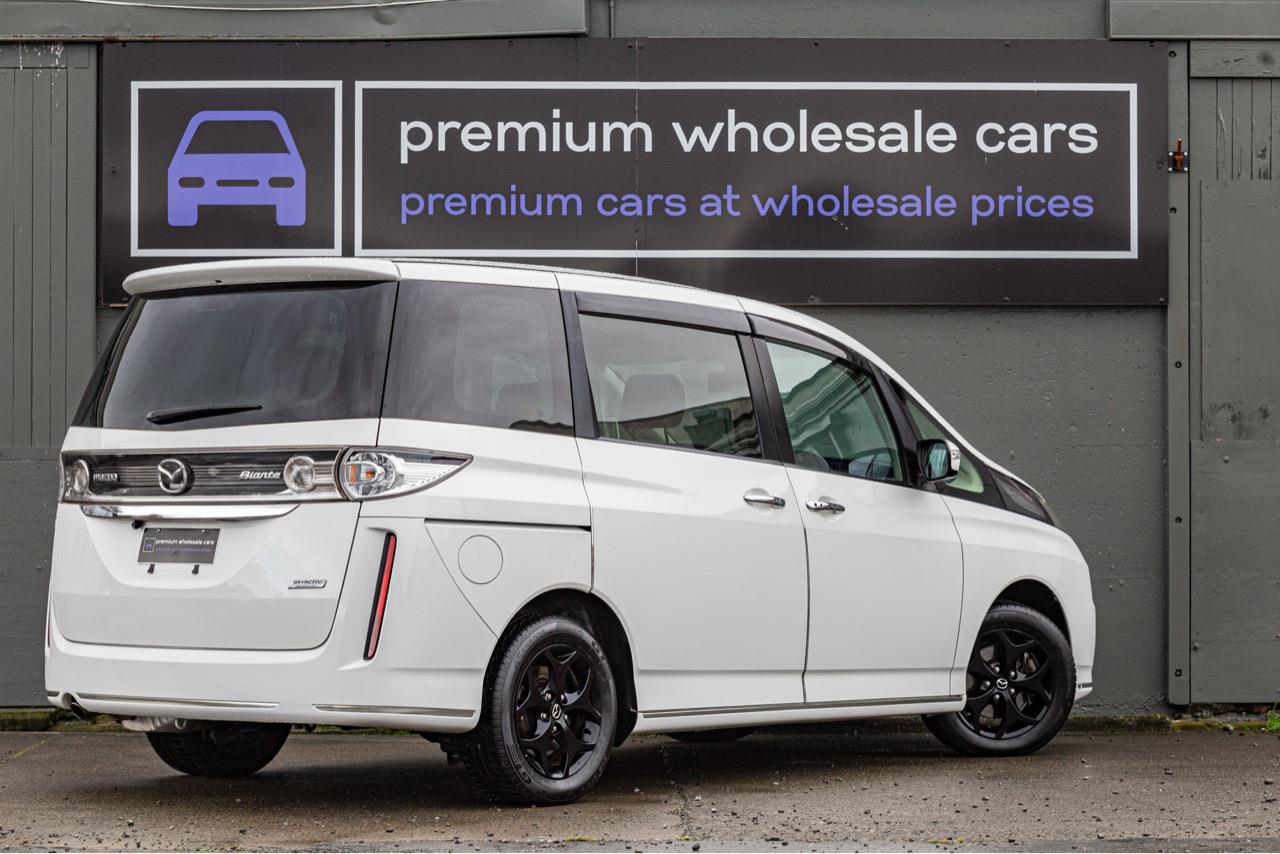2013 MAZDA BIANTE