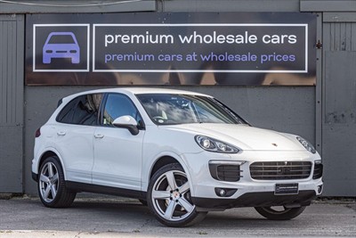 2017 Porsche CAYENNE 4WD - Thumbnail