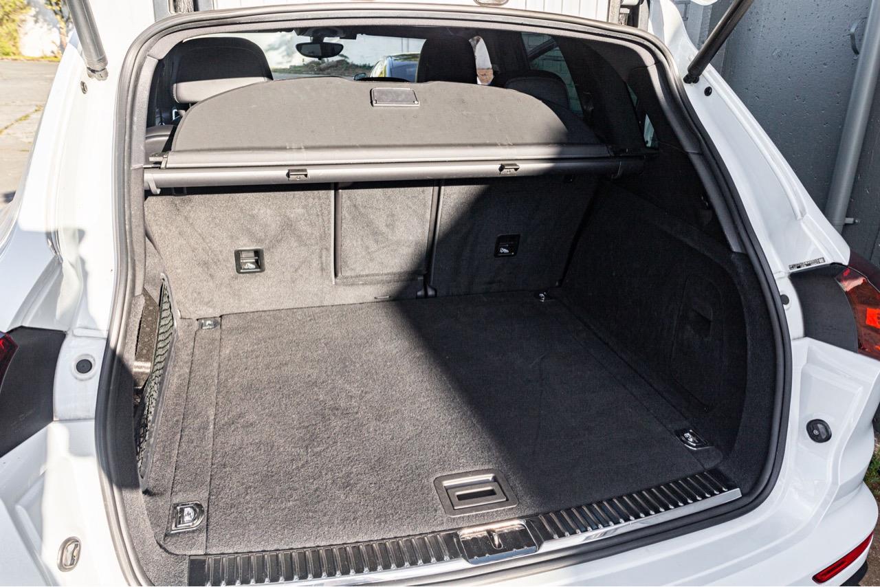 2017 Porsche CAYENNE 4WD