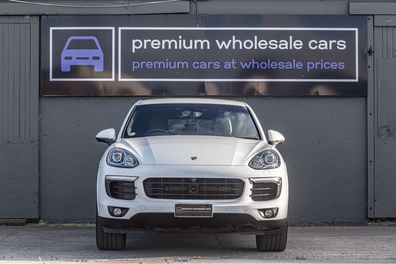 2017 Porsche CAYENNE 4WD