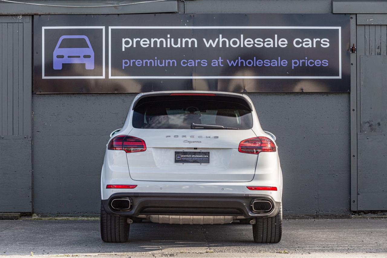 2017 Porsche CAYENNE 4WD