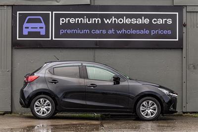 2015 Mazda Demio - Thumbnail
