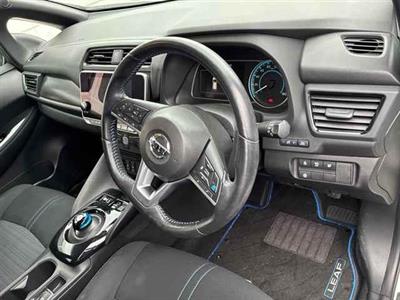2021 Nissan Leaf - Thumbnail