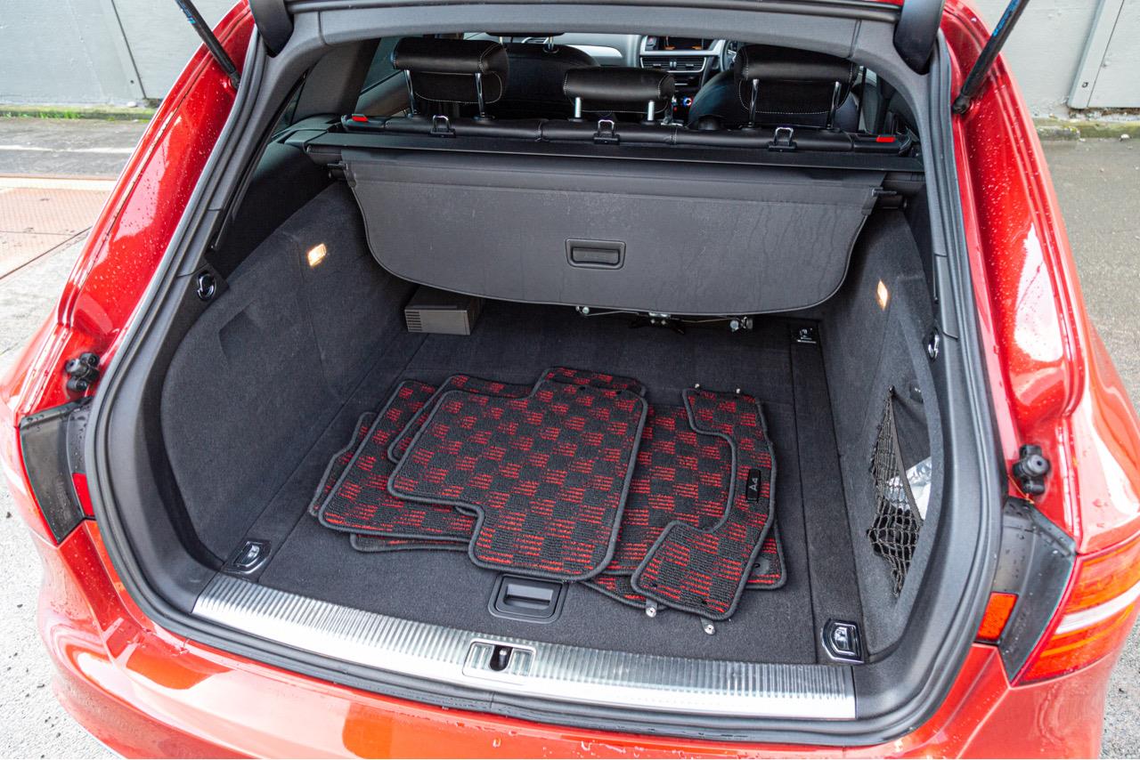 2014 AUDI A4 Avant