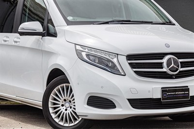 2017 Mercedes-Benz V CLASS - Thumbnail