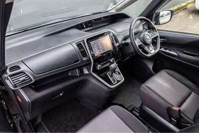 2019 Nissan SERENA - Thumbnail