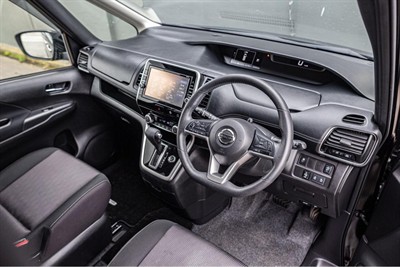 2019 Nissan SERENA - Thumbnail