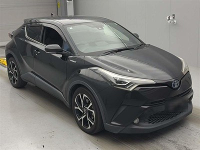 2017 Toyota C-HR - Thumbnail